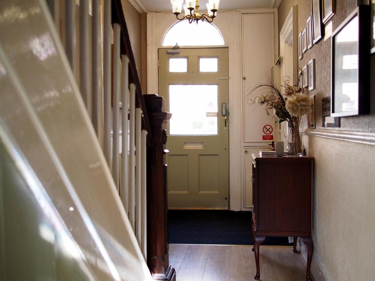 캔터베리 The Coach House B&B 외부 사진