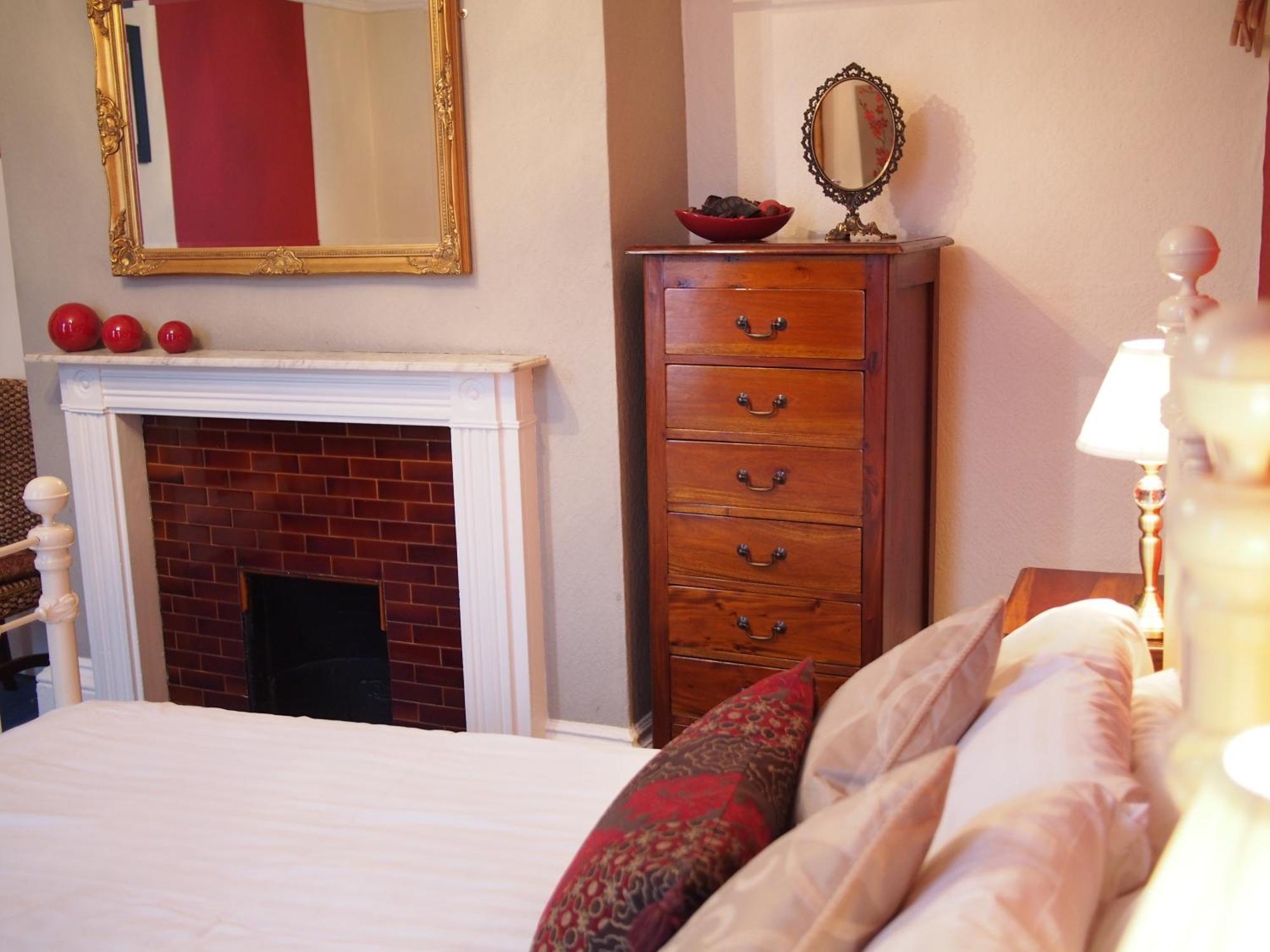 캔터베리 The Coach House B&B 외부 사진